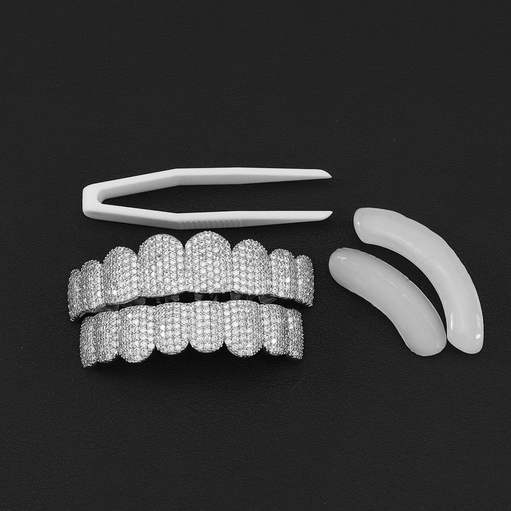 Teeth Whitening Moulds - Zilveren, volledig beïnvloede CZ Zirkoon tanden